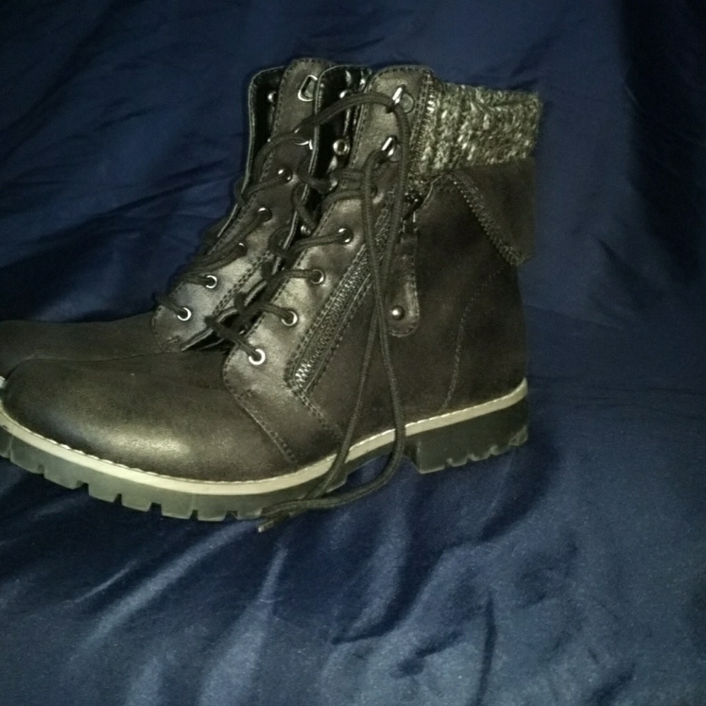 Black Boots